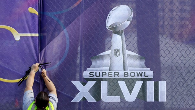 Super Bowl Football_Hein(1).jpg